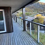 Apartment In-ski Out With Style And Scenic Views Hemsedal